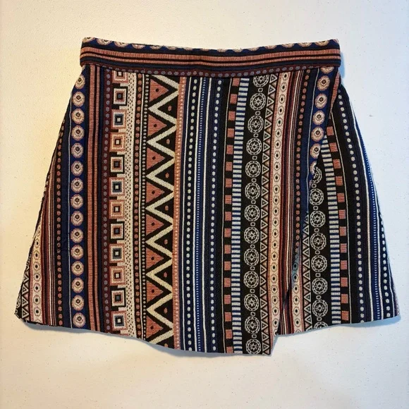 fab'rik Black & Multicolor Aztec Patterned Skirt - Picture 8 of 16